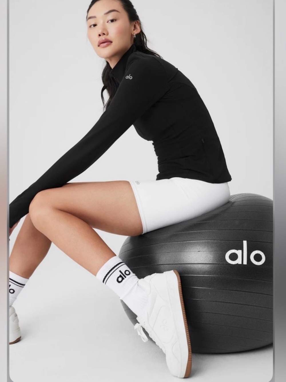 ALO Yoga Alosoft 1/2 Zip Rapid Pullover - Black